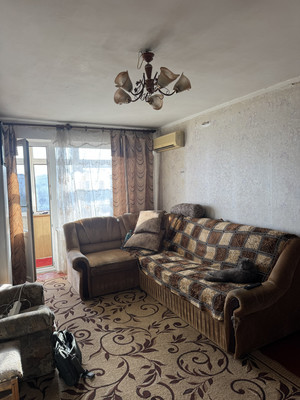 Продам двухкомнатную (2-комн.) квартиру, Заводской пер, 42, Симферополь г