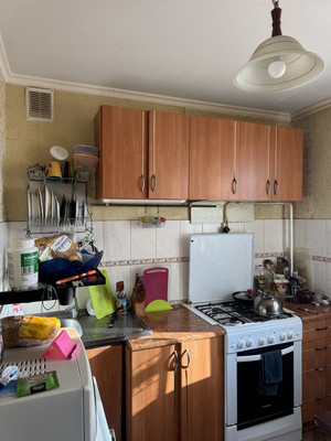 Продам двухкомнатную (2-комн.) квартиру, Заводской пер, 42, Симферополь г