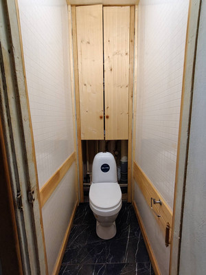 Продам трехкомнатную (3-комн.) квартиру, Рощинская ул, 18, Гатчина г