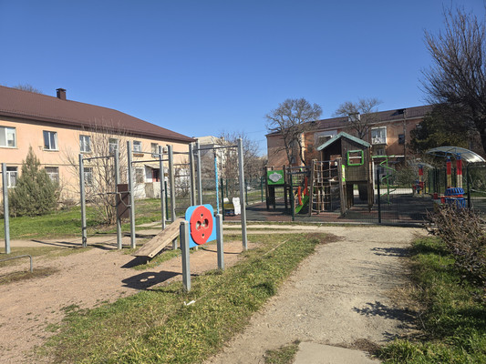 Продам двухкомнатную (2-комн.) квартиру, Яблочкова ул, 5, Грэсовский пгт