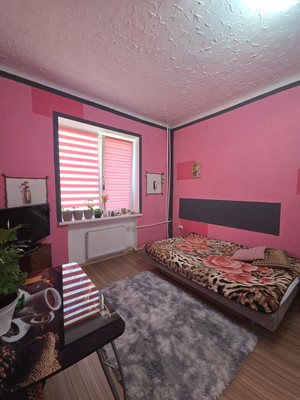 Продам двухкомнатную (2-комн.) квартиру, Яблочкова ул, 5, Грэсовский пгт