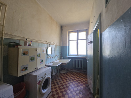 Продам двухкомнатную (2-комн.) квартиру, Яблочкова ул, 5, Грэсовский пгт