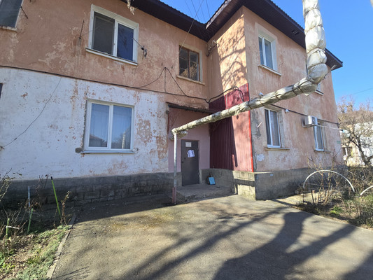 Продам двухкомнатную (2-комн.) квартиру, Яблочкова ул, 5, Грэсовский пгт