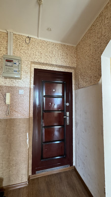 Продам однокомнатную (1-комн.) квартиру, Лутова ул, 6, Липецк г