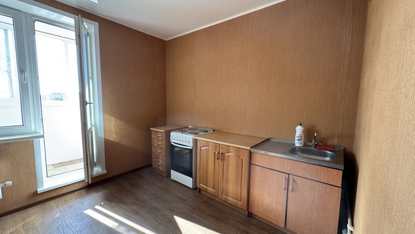 Продам однокомнатную (1-комн.) квартиру, Лутова ул, 6, Липецк г