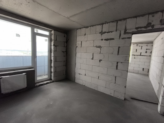 Продам трехкомнатную (3-комн.) квартиру, Московское ш, 262к4, Шушары п