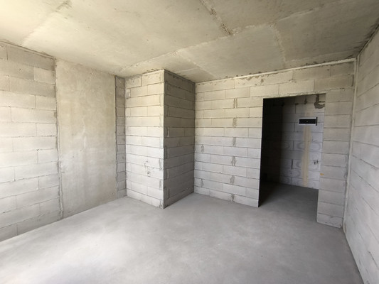 Продам трехкомнатную (3-комн.) квартиру, Московское ш, 262к4, Шушары п