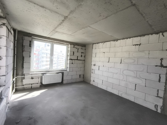 Продам трехкомнатную (3-комн.) квартиру, Московское ш, 262к4, Шушары п