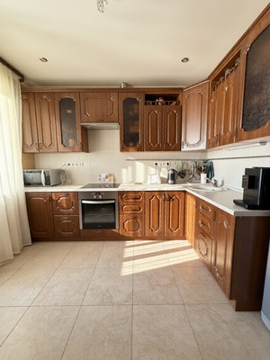 Продам трехкомнатную (3-комн.) квартиру, Уездная ул, 1, Чехов г