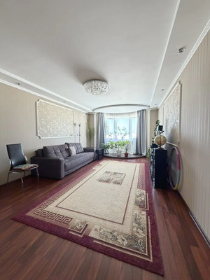 Продам трехкомнатную (3-комн.) квартиру, Уездная ул, 1, Чехов г