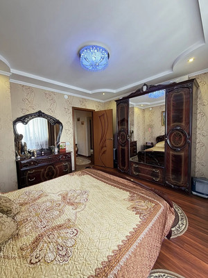 Продам трехкомнатную (3-комн.) квартиру, Уездная ул, 1, Чехов г