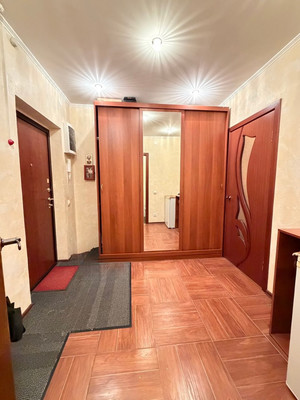 Продам трехкомнатную (3-комн.) квартиру, Уездная ул, 1, Чехов г