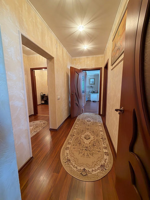 Продам трехкомнатную (3-комн.) квартиру, Уездная ул, 1, Чехов г