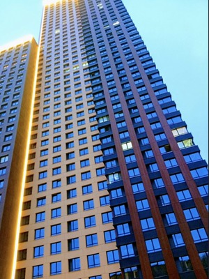 Продам трехкомнатную (3-комн.) квартиру, Строительный проезд, 9к1, Москва г