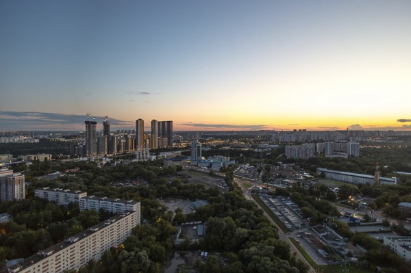 Продам трехкомнатную (3-комн.) квартиру, Строительный проезд, 9к1, Москва г