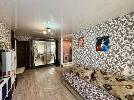 Продам двухкомнатную (2-комн.) квартиру, Ульянова Дмитрия ул, 15, Ялта г