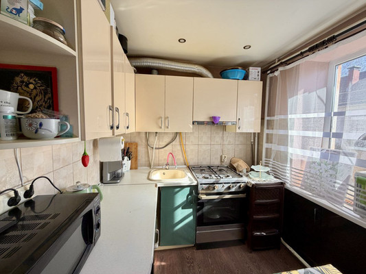 Продам двухкомнатную (2-комн.) квартиру, Ульянова Дмитрия ул, 15, Ялта г