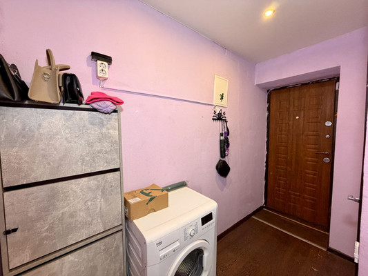 Продам двухкомнатную (2-комн.) квартиру, Ульянова Дмитрия ул, 15, Ялта г