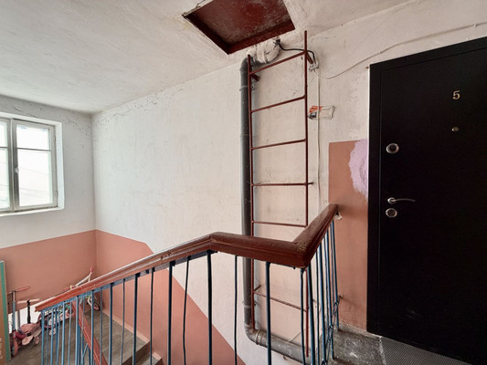 Продам двухкомнатную (2-комн.) квартиру, Ульянова Дмитрия ул, 15, Ялта г