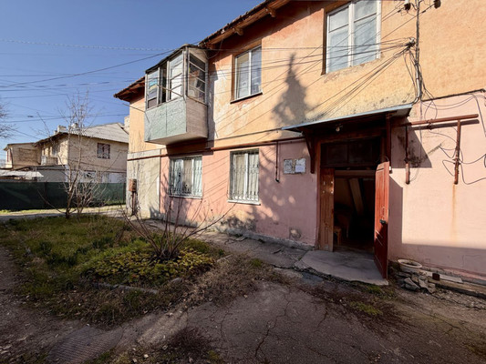 Продам двухкомнатную (2-комн.) квартиру, Ульянова Дмитрия ул, 15, Ялта г