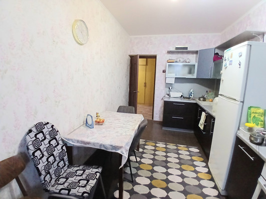 Продам однокомнатную (1-комн.) квартиру, Ленская ул, 10, Казань г