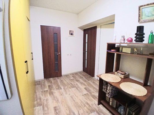 Продам однокомнатную (1-комн.) квартиру, Ленская ул, 10, Казань г