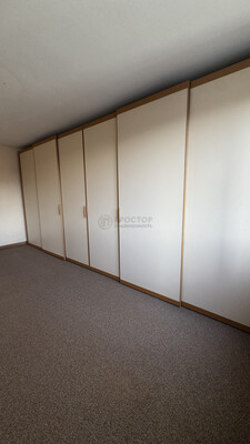 Продам трехкомнатную (3-комн.) квартиру, Крылатские Холмы ул, 30к8, Москва г