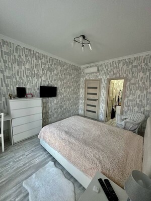 Продам двухкомнатную (2-комн.) квартиру, Нильса Бора ул, 12, Десеновское п