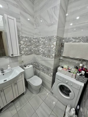 Продам двухкомнатную (2-комн.) квартиру, Нильса Бора ул, 12, Десеновское п