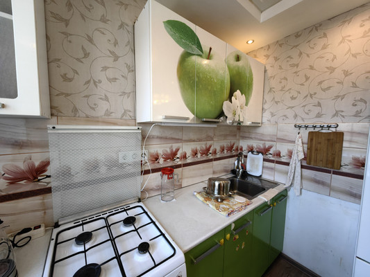 Продам двухкомнатную (2-комн.) квартиру, Генкиной ул, 33, Иваново г