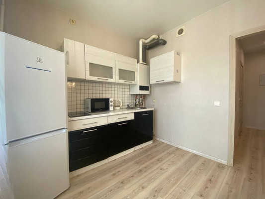 Продам однокомнатную (1-комн.) квартиру, Югорская ул, 18, Ханты-Мансийск г