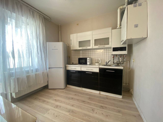 Продам однокомнатную (1-комн.) квартиру, Югорская ул, 18, Ханты-Мансийск г