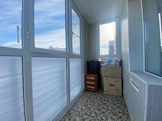 Продам однокомнатную (1-комн.) квартиру, Югорская ул, 18, Ханты-Мансийск г