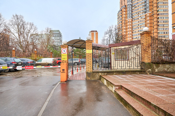 Продам двухкомнатную (2-комн.) квартиру, Лавочкина ул, 34, Москва г