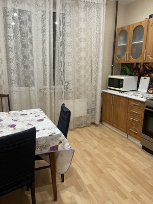 Сдам однокомнатную (1-комн.) квартиру, Вознесенское ш, 49к2, Колпино г