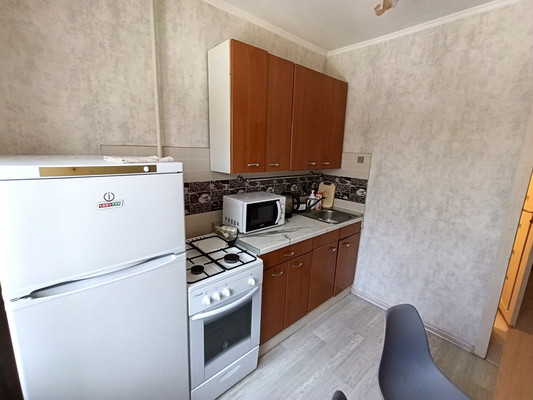 Продам однокомнатную (1-комн.) квартиру, Молостовых ул, 11к1, Москва г