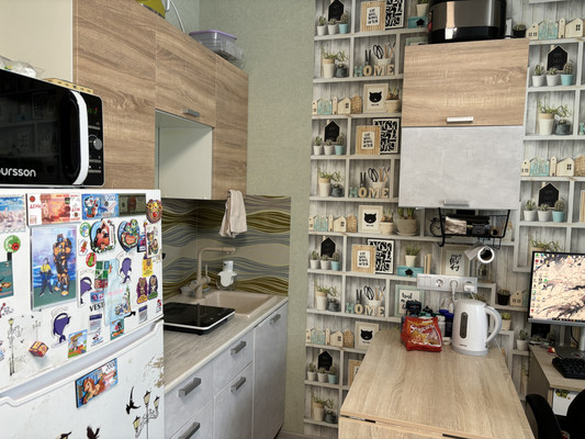 Продам однокомнатную (1-комн.) квартиру, Октябрьский пр-кт, 218, Сыктывкар г