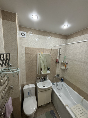 Продам однокомнатную (1-комн.) квартиру, Октябрьский пр-кт, 218, Сыктывкар г