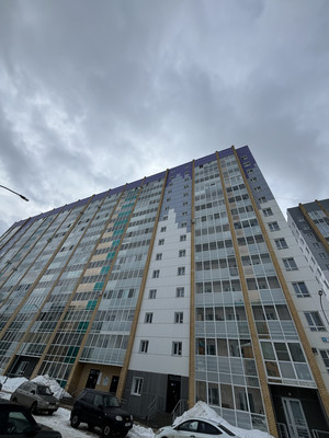 Продам однокомнатную (1-комн.) квартиру, Октябрьский пр-кт, 218, Сыктывкар г