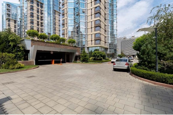 Продам двухкомнатную (2-комн.) квартиру, Совхозная ул, 1к3, Краснодар г