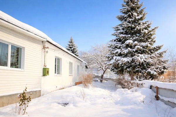 Продам двухкомнатную (2-комн.) квартиру, Кирьянова ул, 17, Яхрома г