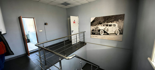 Сдам коммерческое помещение 1 000 м2, Рабочего Штаба ул, 102, Иркутск г