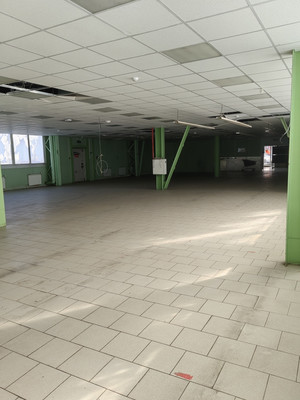 Сдам коммерческое помещение 584 м2, Симферопольское ш, 5кД, Щербинка г