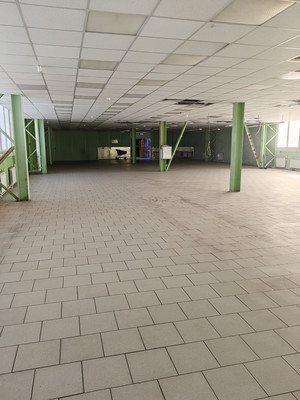 Сдам коммерческое помещение 584 м2, Симферопольское ш, 5кД, Щербинка г