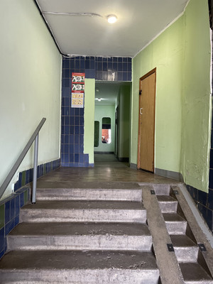 Продам двухкомнатную (2-комн.) квартиру, Менжинского ул, 23к1, Москва г