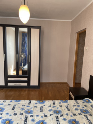 Продам двухкомнатную (2-комн.) квартиру, Менжинского ул, 23к1, Москва г