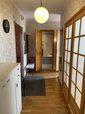 Продам двухкомнатную (2-комн.) квартиру, Менжинского ул, 23к1, Москва г