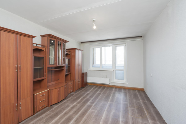 Продам двухкомнатную (2-комн.) квартиру, Волгодонская ул, 9, Пермь г