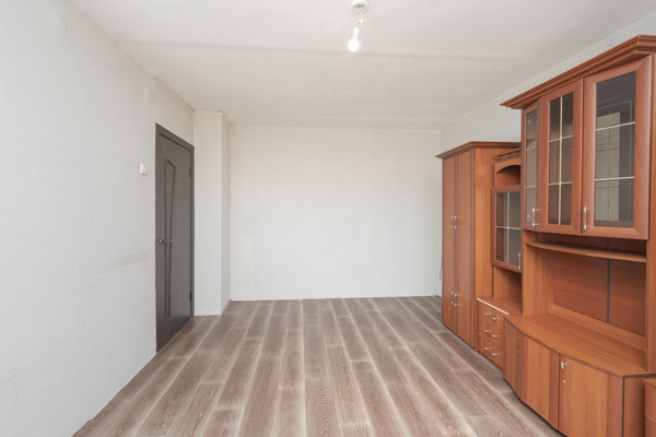 Продам двухкомнатную (2-комн.) квартиру, Волгодонская ул, 9, Пермь г