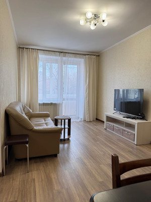 Сдам двухкомнатную (2-комн.) квартиру, Михайлова ул, 7, Москва г